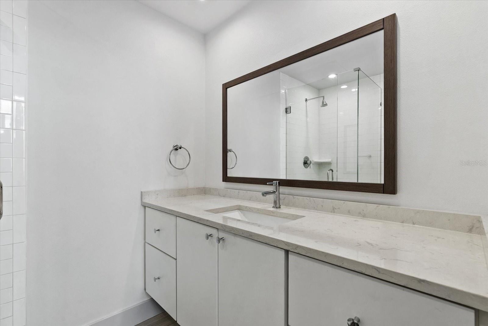 5400 Ocean Blvd #17-04, Sarasota, FL 34242 — photo 31 of 52