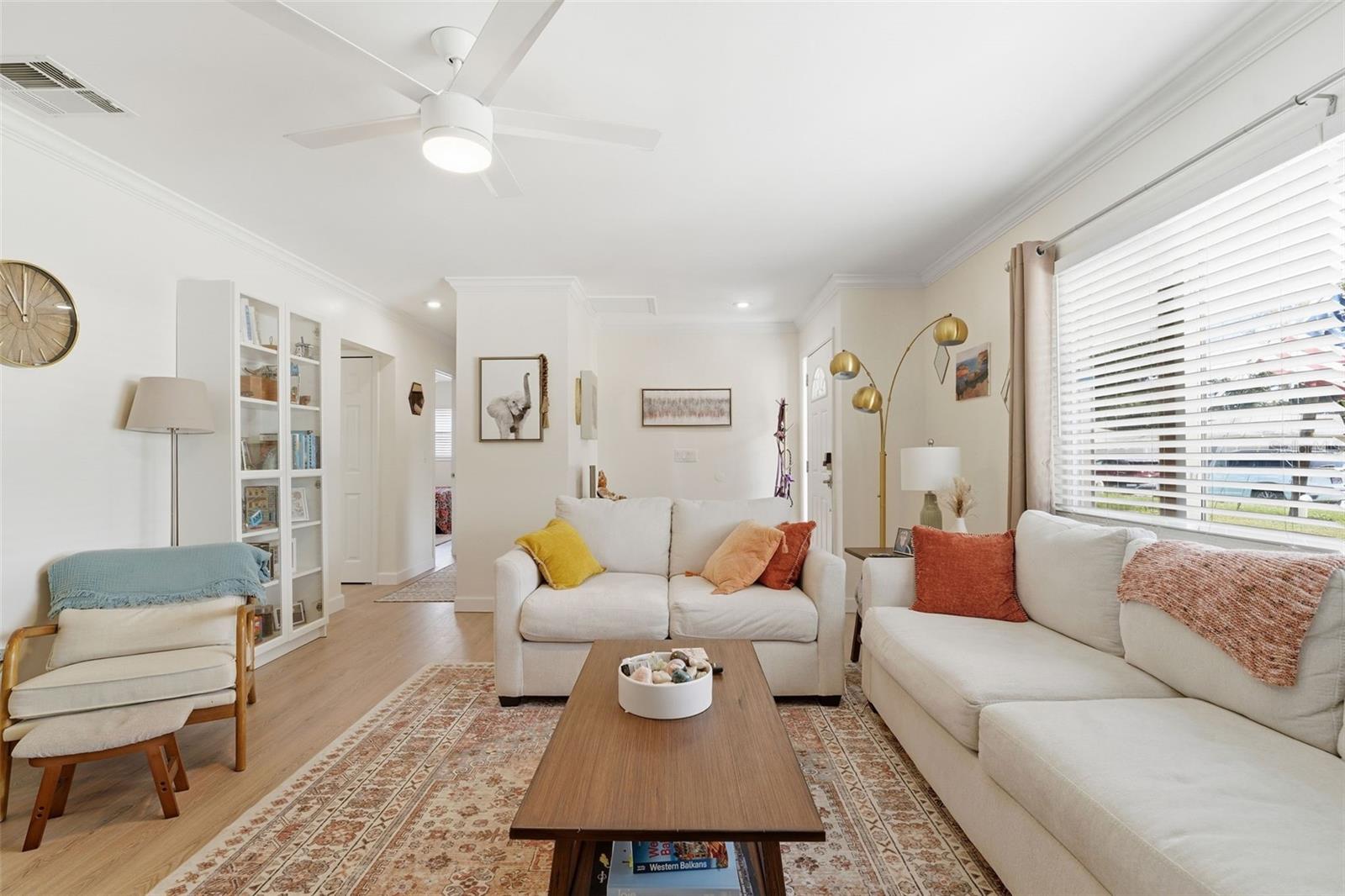 2600 Cambridge Dr, Sarasota, FL 34232 — photo 12 of 75