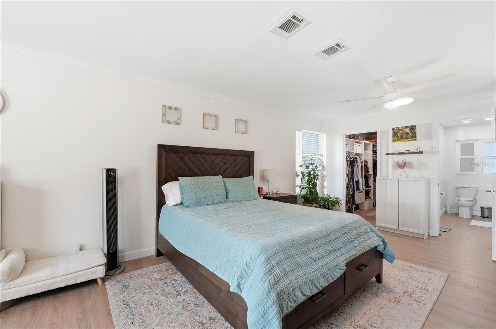 2600 Cambridge Dr, Sarasota, FL 34232 — photo 18 of 75