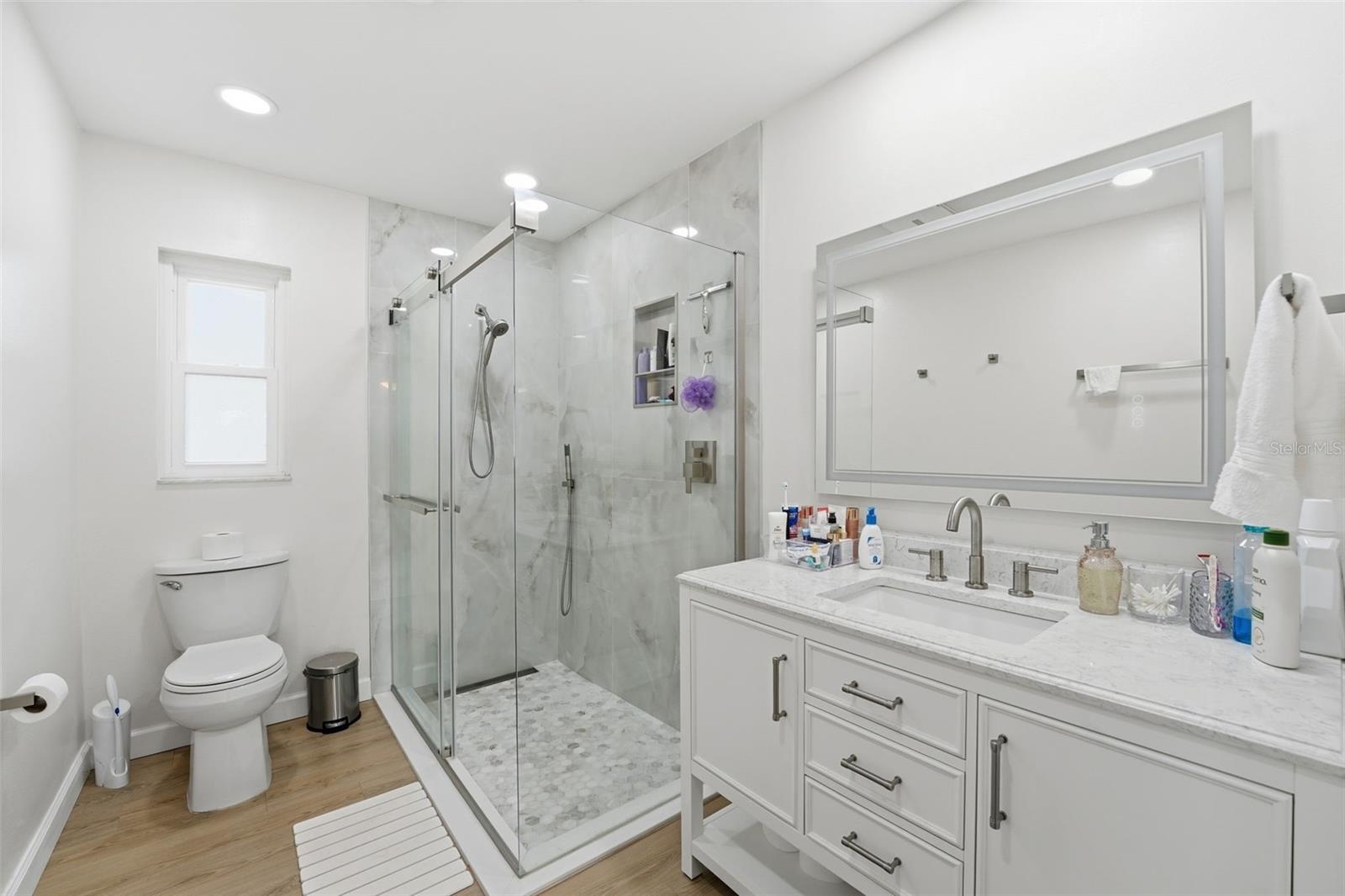 2600 Cambridge Dr, Sarasota, FL 34232 — photo 27 of 75