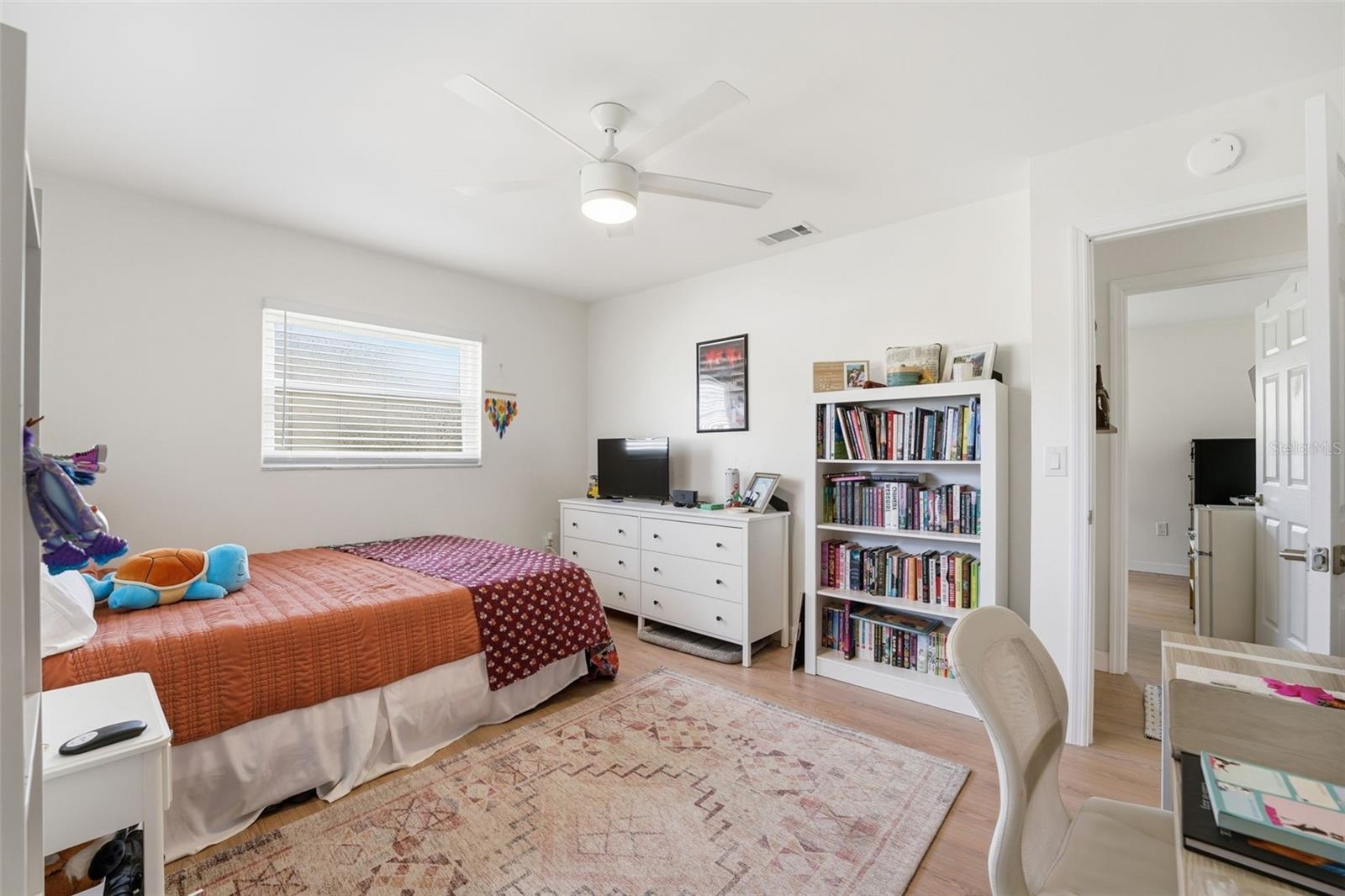 2600 Cambridge Dr, Sarasota, FL 34232 — photo 39 of 75