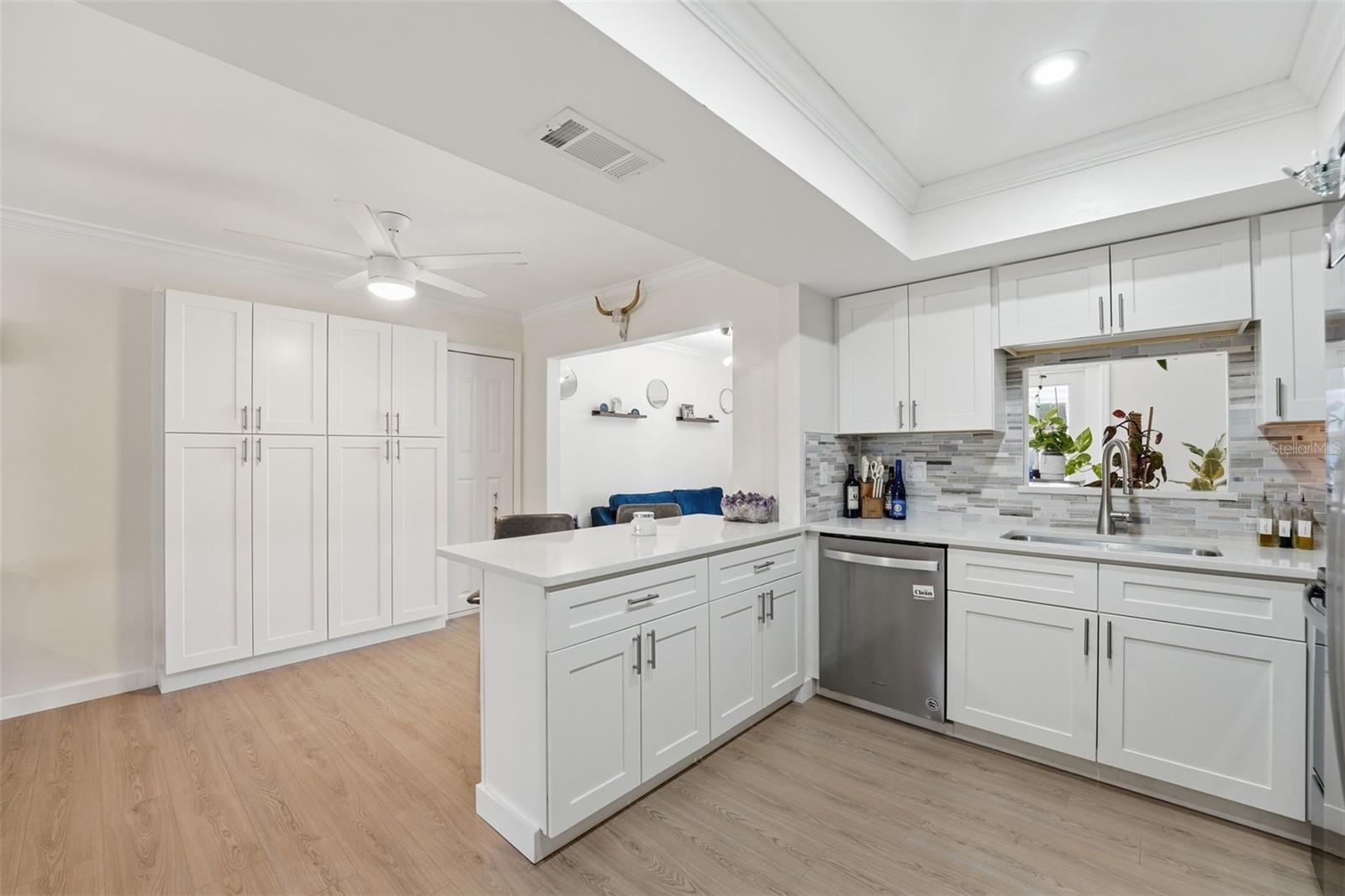 2600 Cambridge Dr, Sarasota, FL 34232 — photo 48 of 75