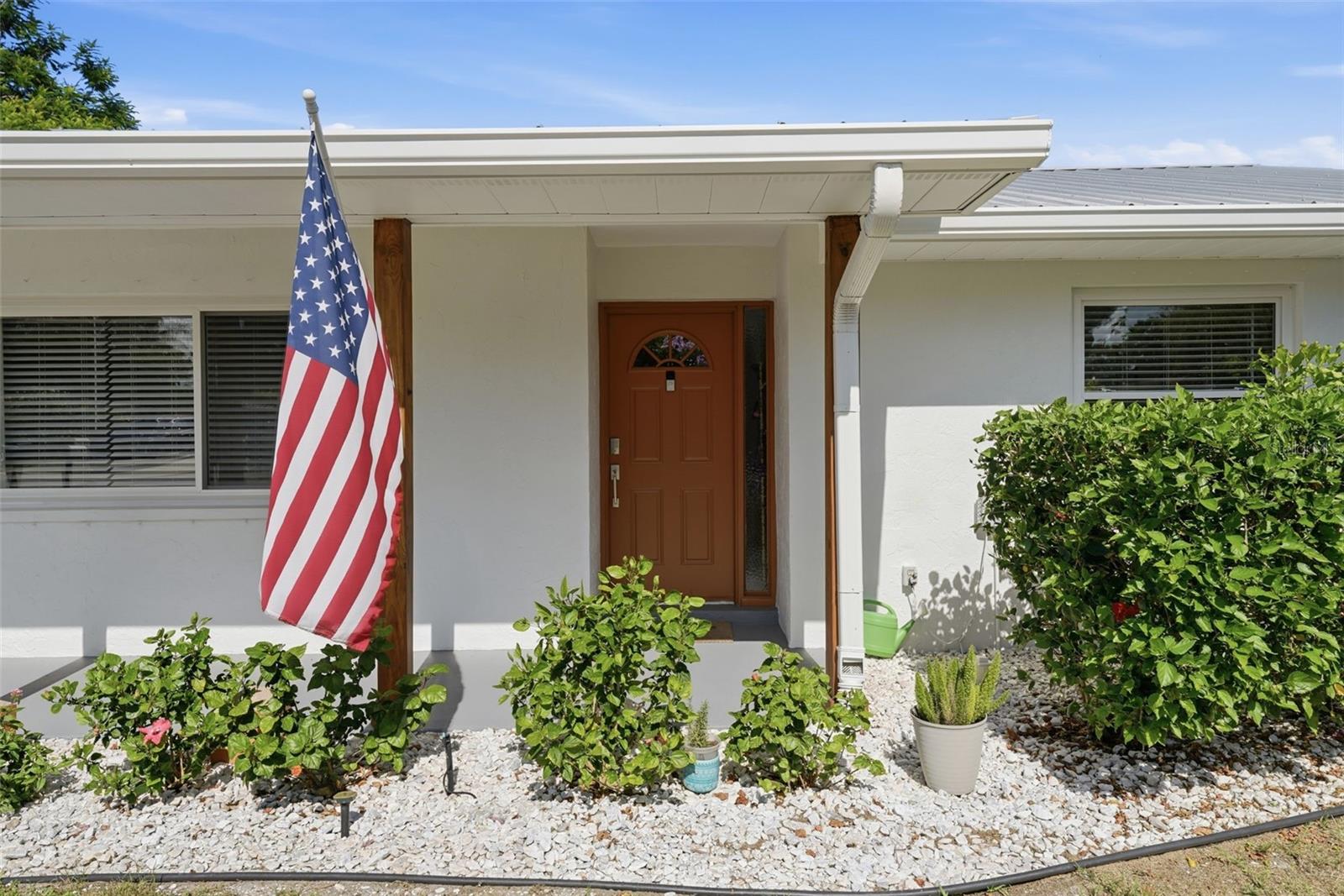 2600 Cambridge Dr, Sarasota, FL 34232 — photo 6 of 75