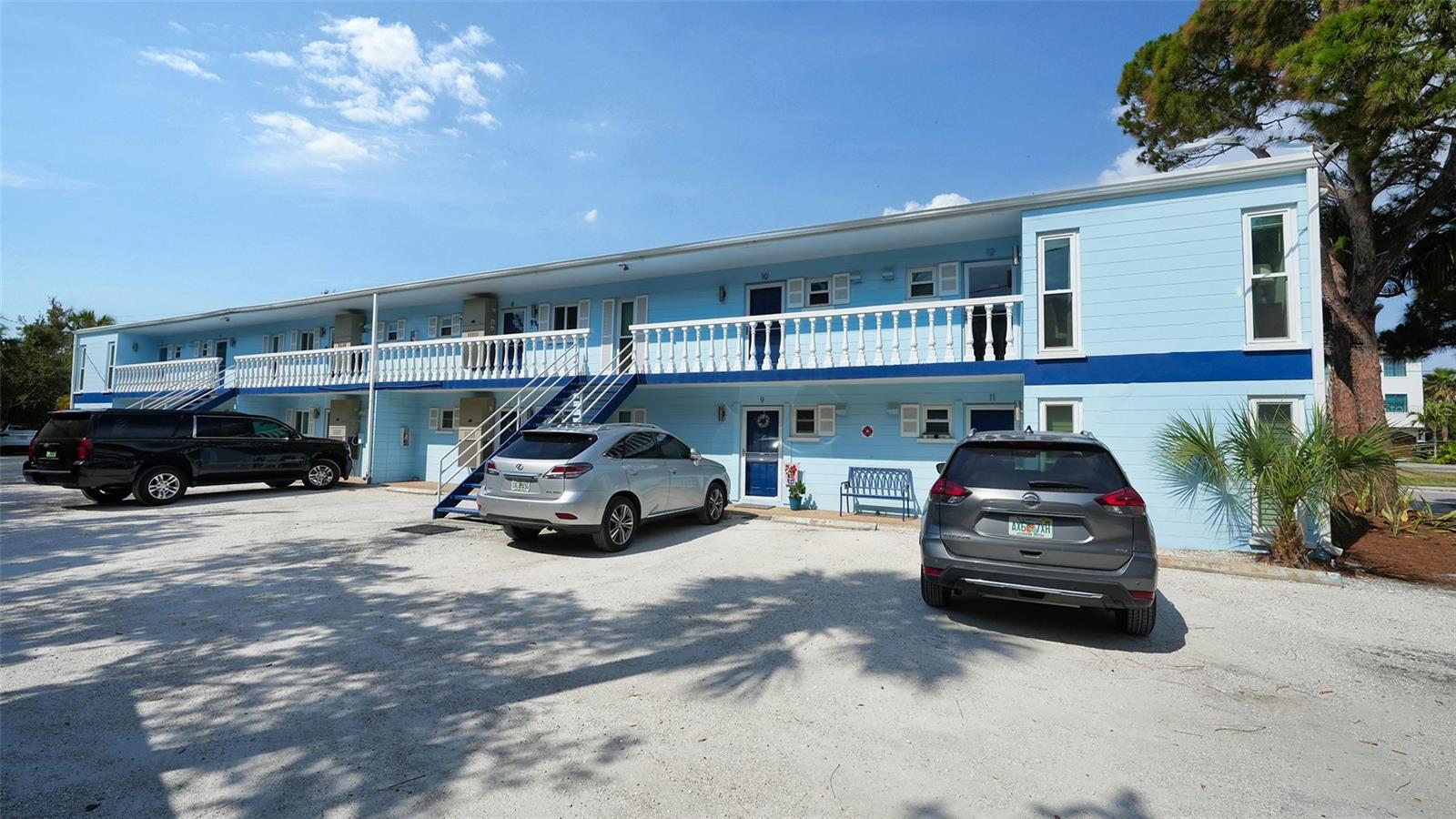 2850 Gulf of Mexico Dr #4, Longboat Key, FL 34228 — photo 24 of 37