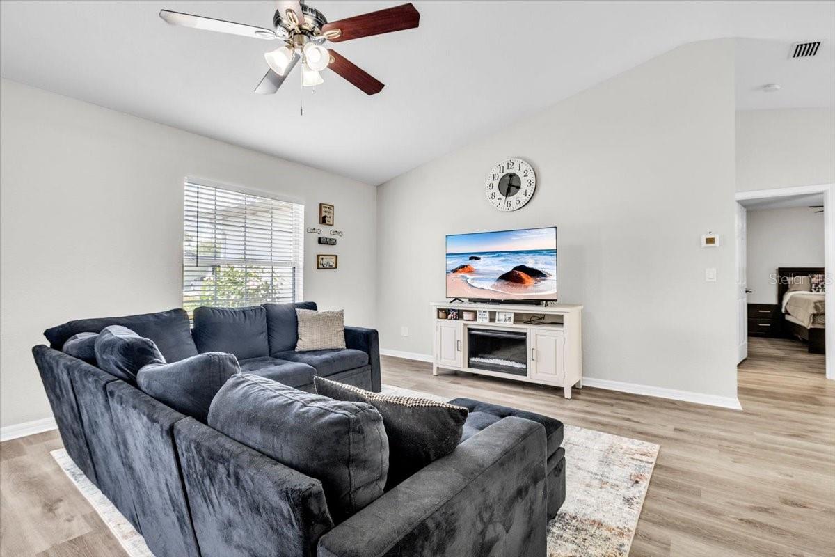 3776 Junction St, North Port, FL 34288 — photo 4 of 35