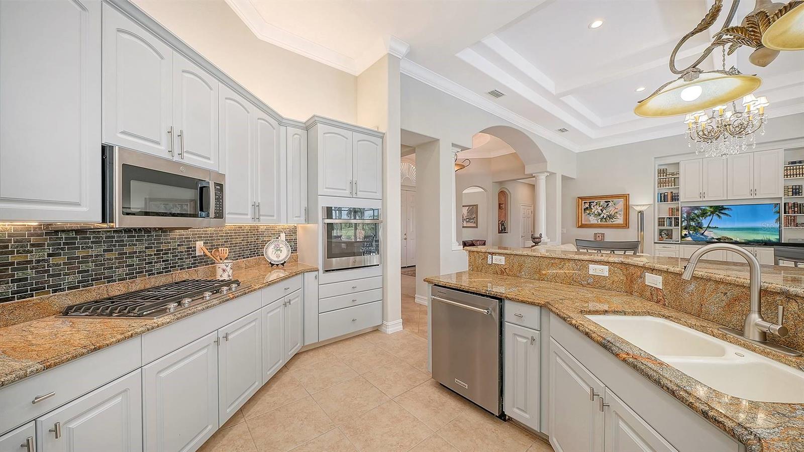 225 Pesaro Dr, North Venice, FL 34275 — photo 13 of 60