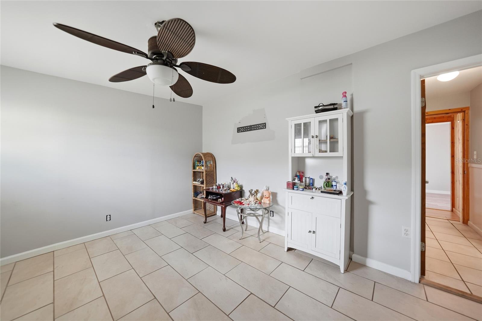 658 Via Cala, Englewood, FL 34224 — photo 11 of 39