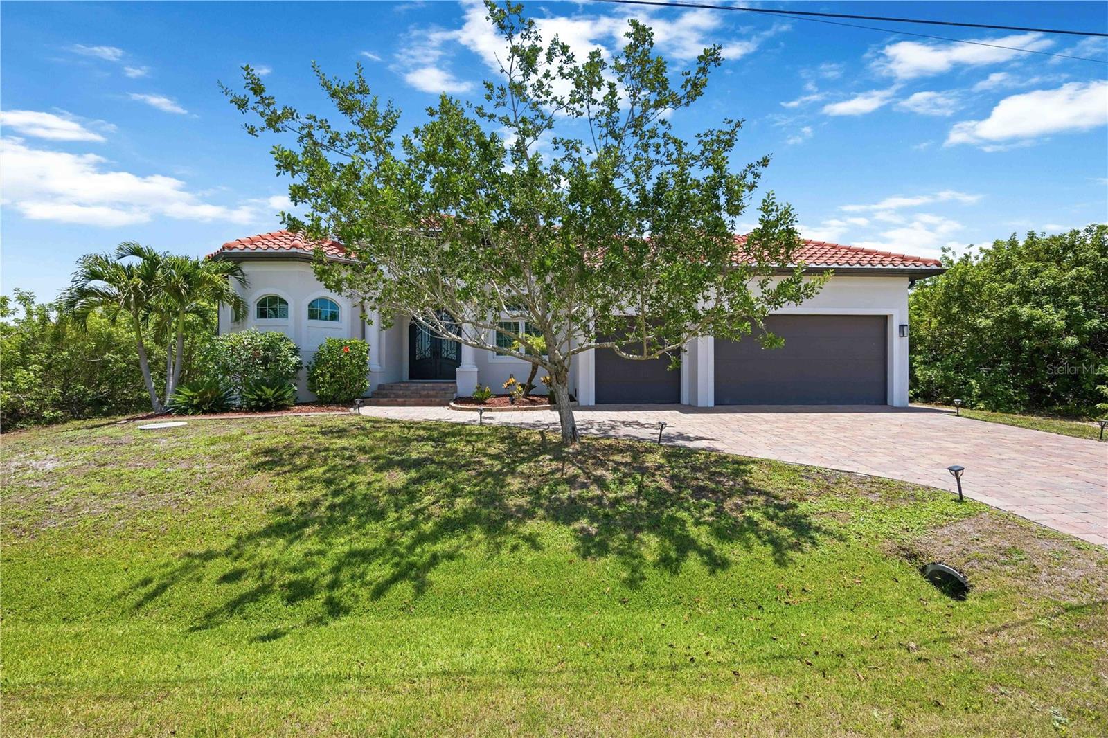 10386 Winnipeg St, Port Charlotte, FL 33981 — photo 4 of 65