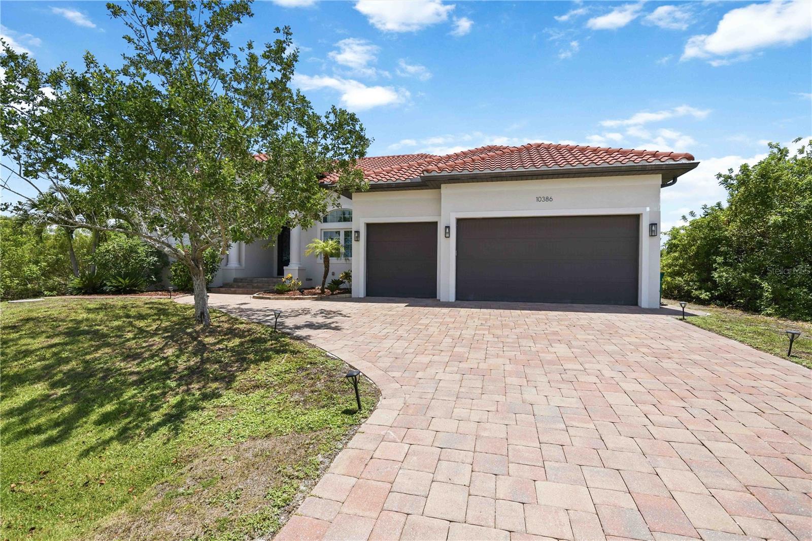 10386 Winnipeg St, Port Charlotte, FL 33981 — photo 5 of 65