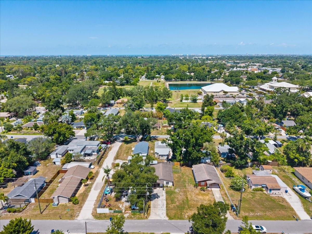 4050 Rockefeller Ave, Sarasota, FL 34231 — photo 33 of 33