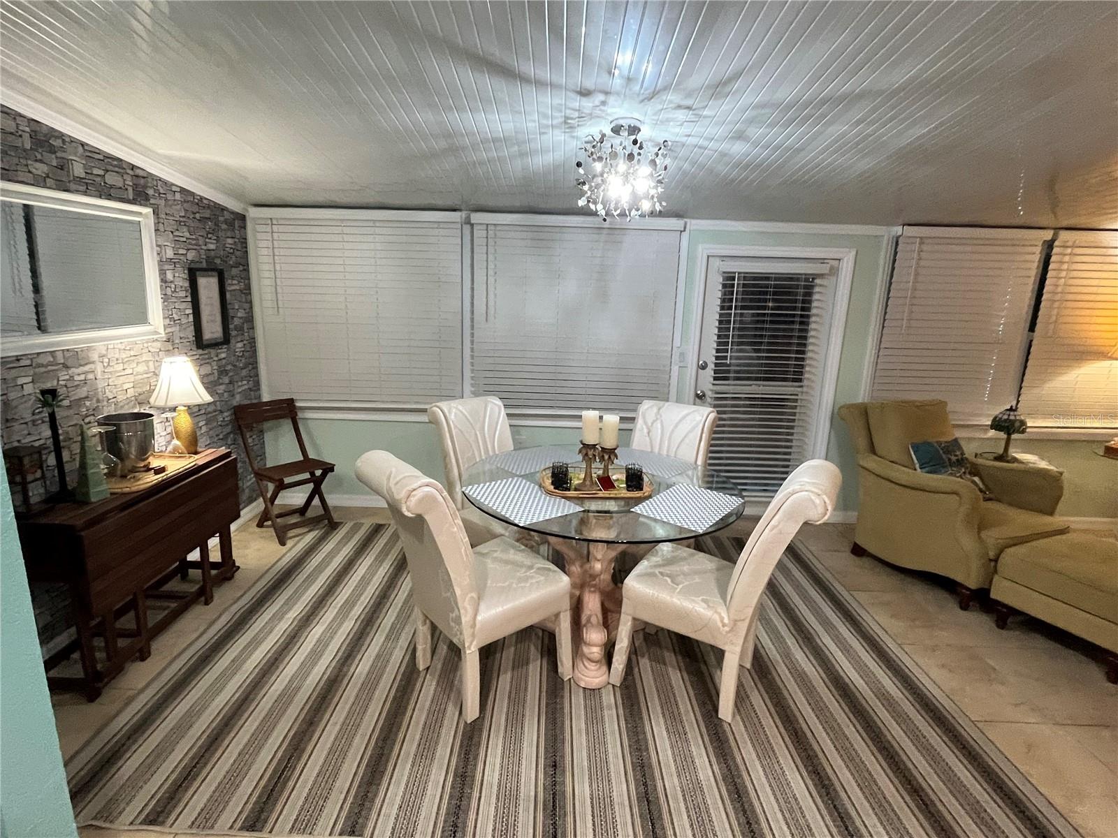 712 Roma Rd, Venice, FL 34285 — photo 18 of 42