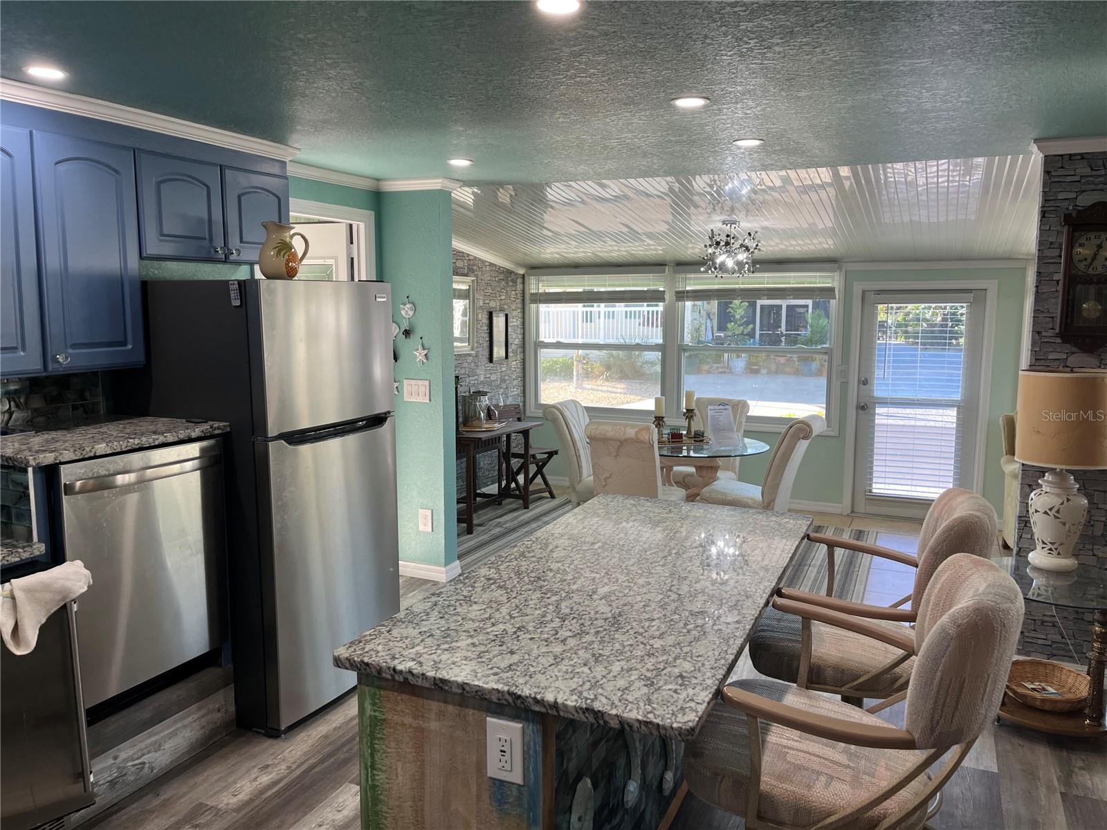 712 Roma Rd, Venice, FL 34285 — photo 4 of 42