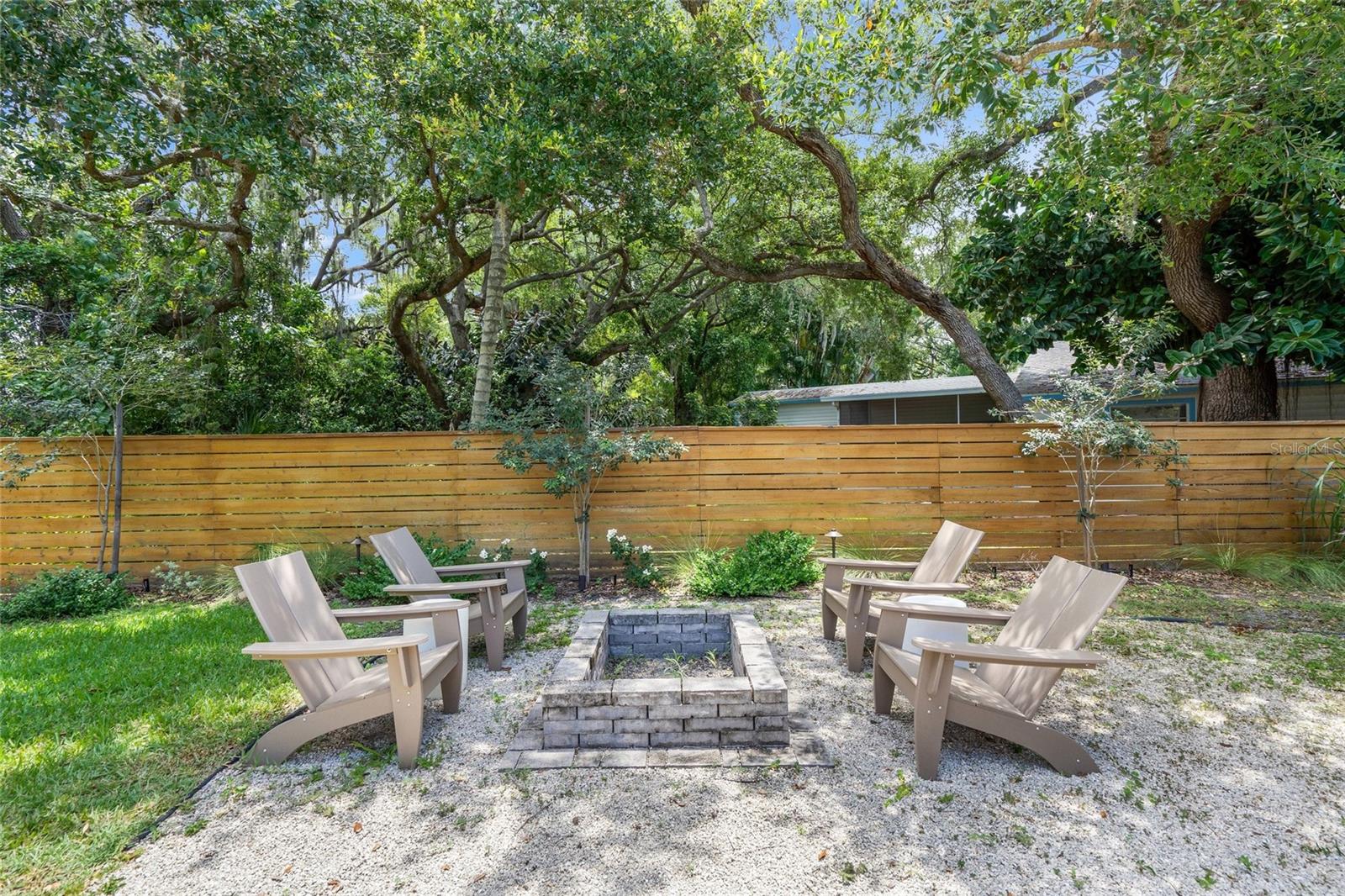 319 Bearded Oaks Cir, Sarasota, FL 34232 — photo 40 of 55