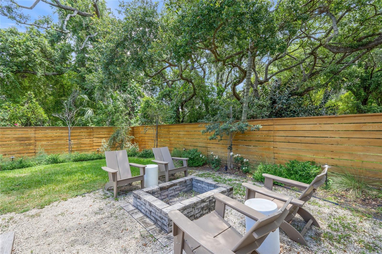 319 Bearded Oaks Cir, Sarasota, FL 34232 — photo 41 of 55