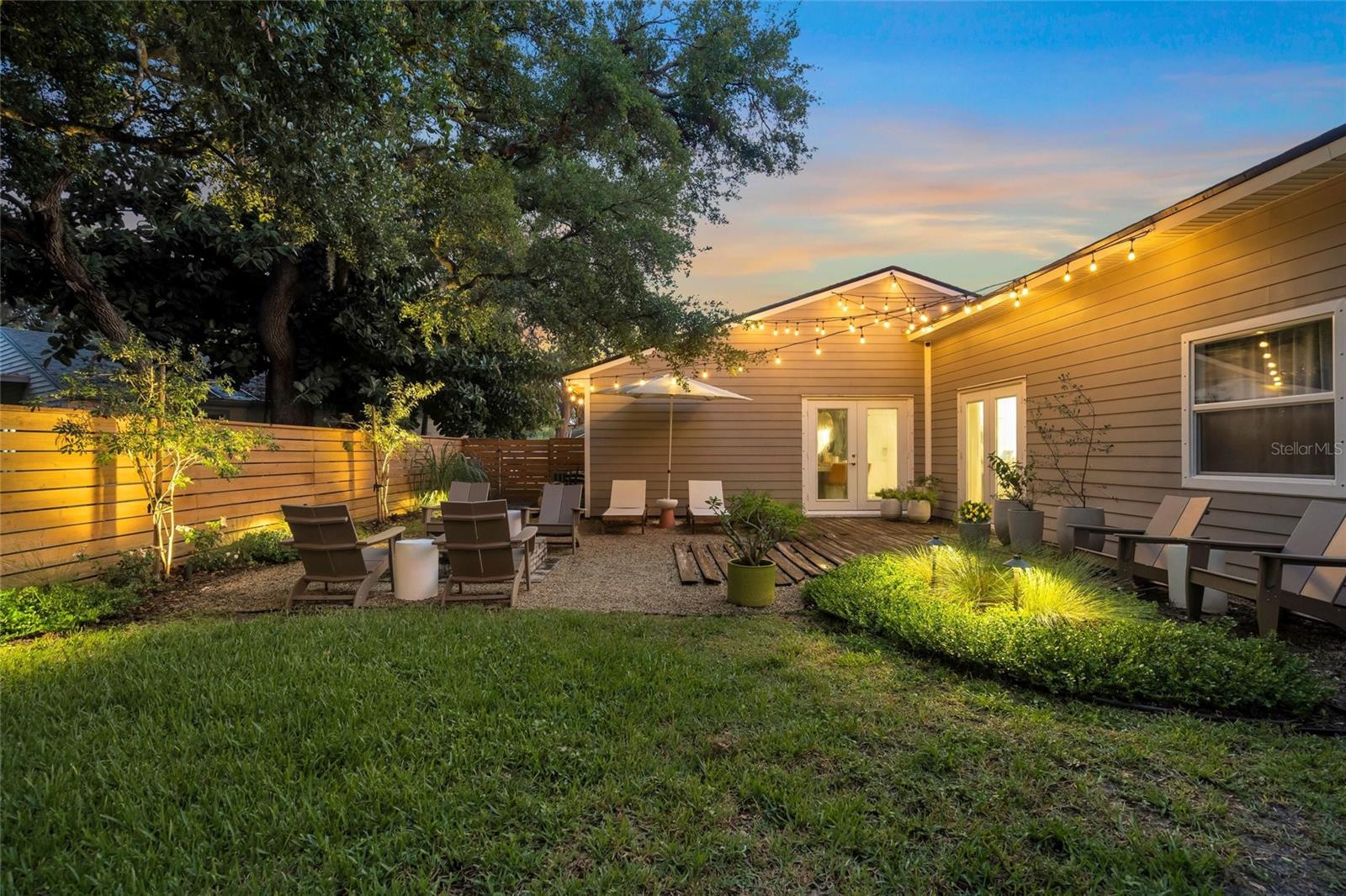 319 Bearded Oaks Cir, Sarasota, FL 34232 — photo 48 of 55