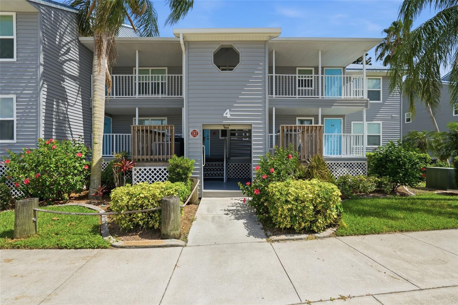 4410 Warren Ave #412, Port Charlotte, FL 33953 — photo 2 of 48