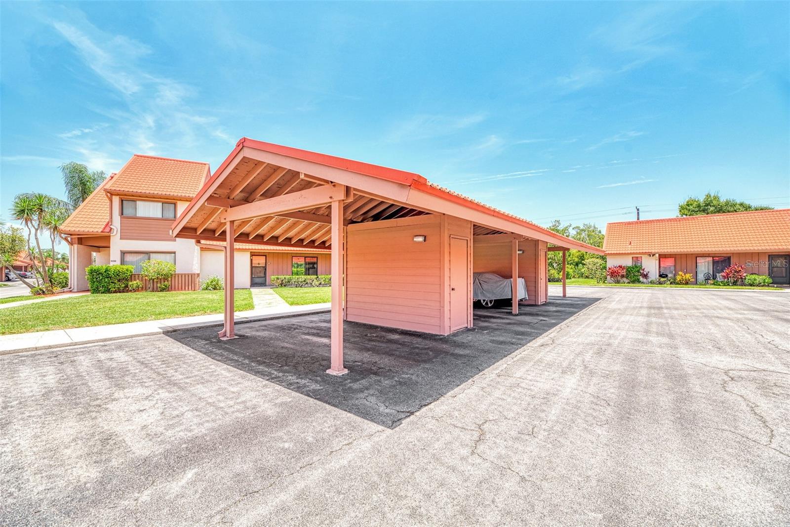 6698 Draw Ln #140, Sarasota, FL 34238 — photo 5 of 50