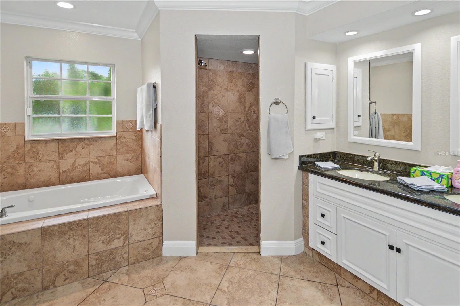 Primary bath