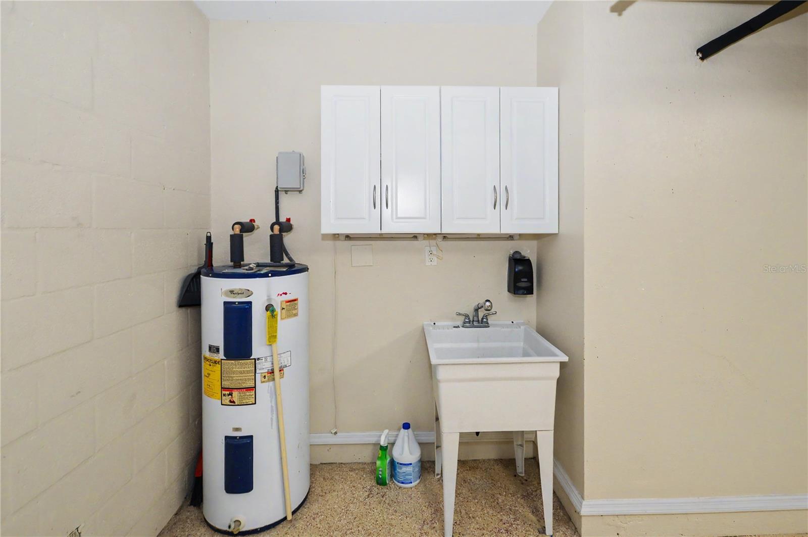 Deep sink in garage