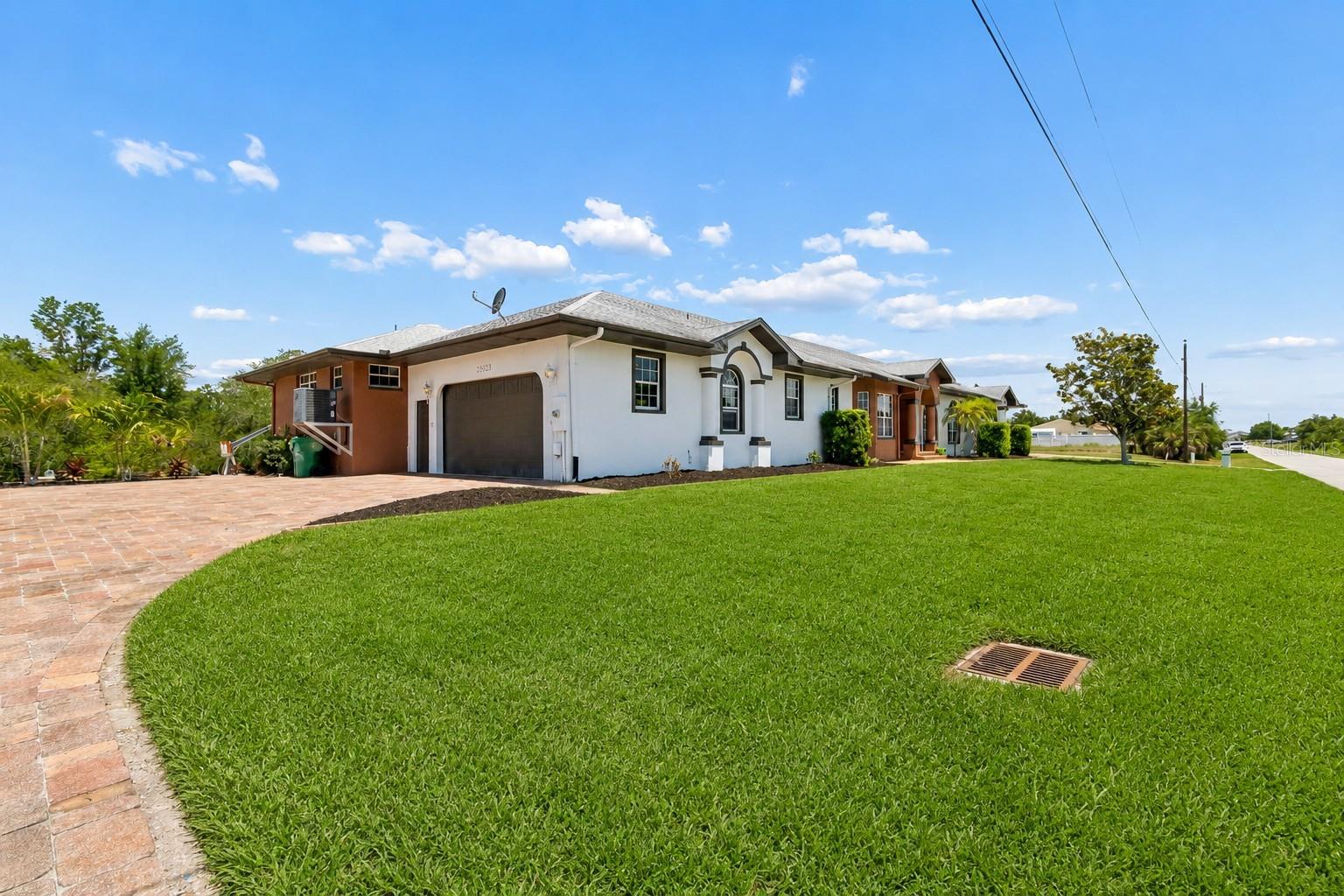 3339 Desoto Dr, Punta Gorda, FL 33983 — photo 2 of 86