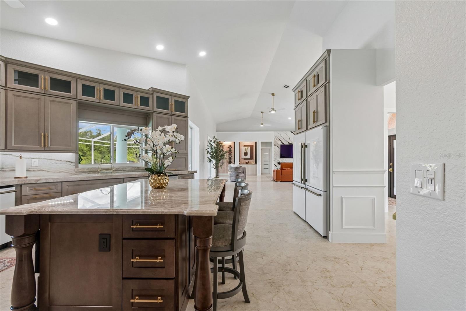 3339 Desoto Dr, Punta Gorda, FL 33983 — photo 12 of 86