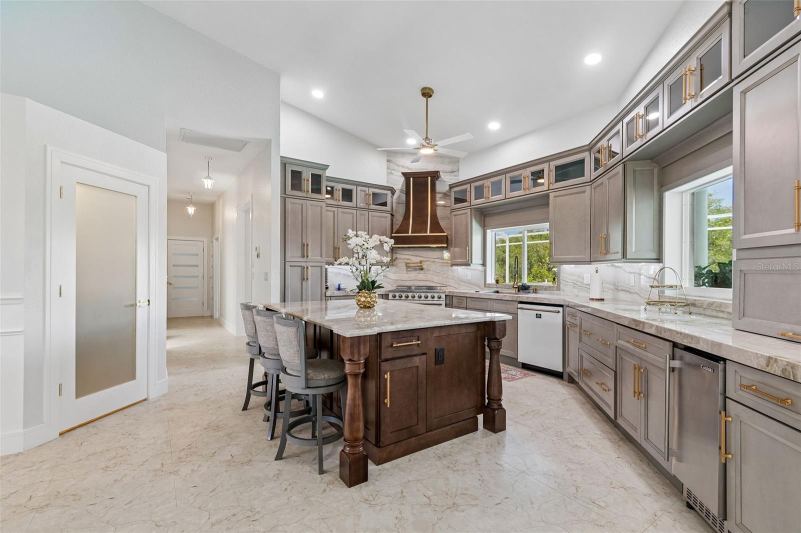3339 Desoto Dr, Punta Gorda, FL 33983 — photo 14 of 86