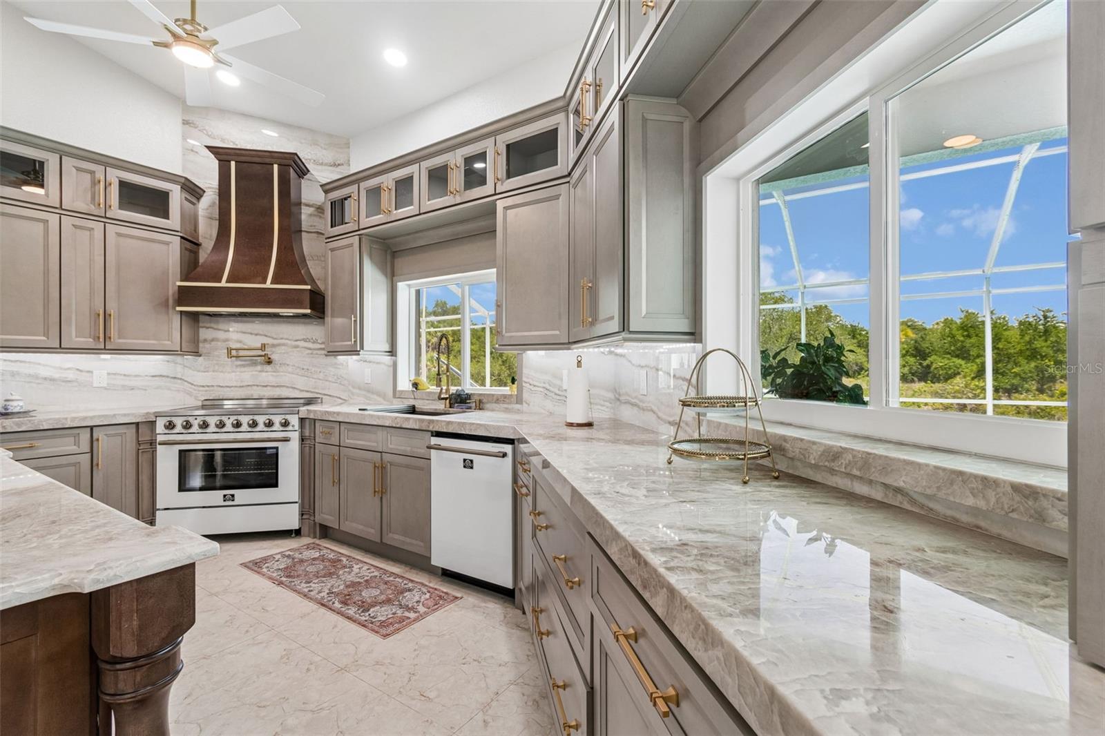 3339 Desoto Dr, Punta Gorda, FL 33983 — photo 15 of 86