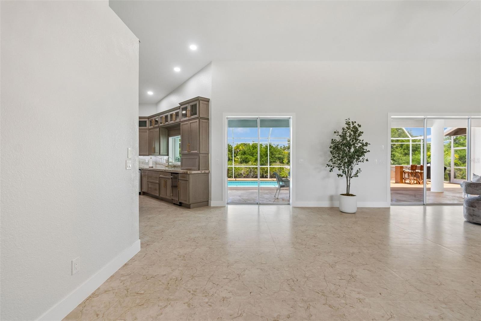 3339 Desoto Dr, Punta Gorda, FL 33983 — photo 23 of 86