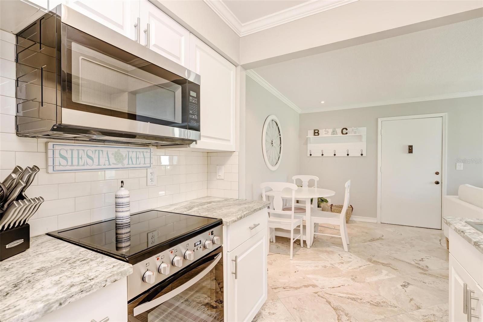 5683 Midnight Pass Rd #105, Sarasota, FL 34242 — photo 11 of 38
