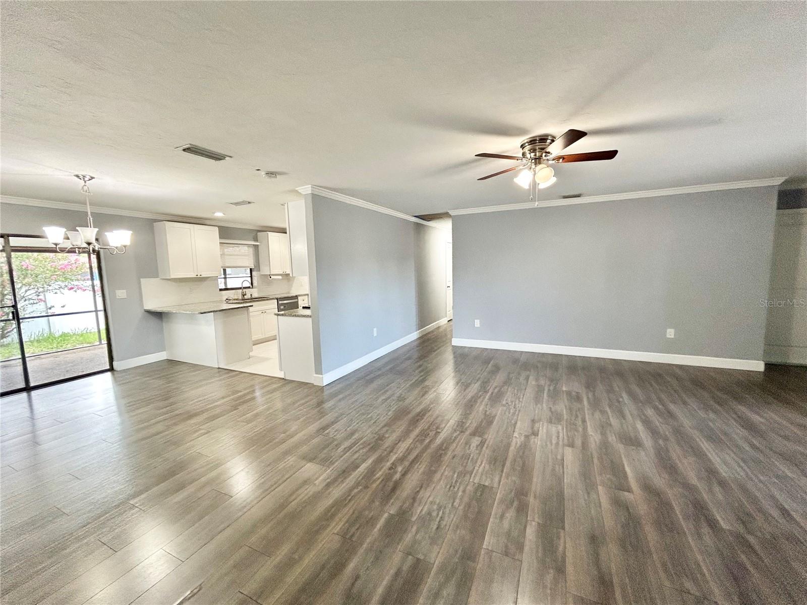 4633 Brooksdale Dr, Sarasota, FL 34232 — photo 19 of 41