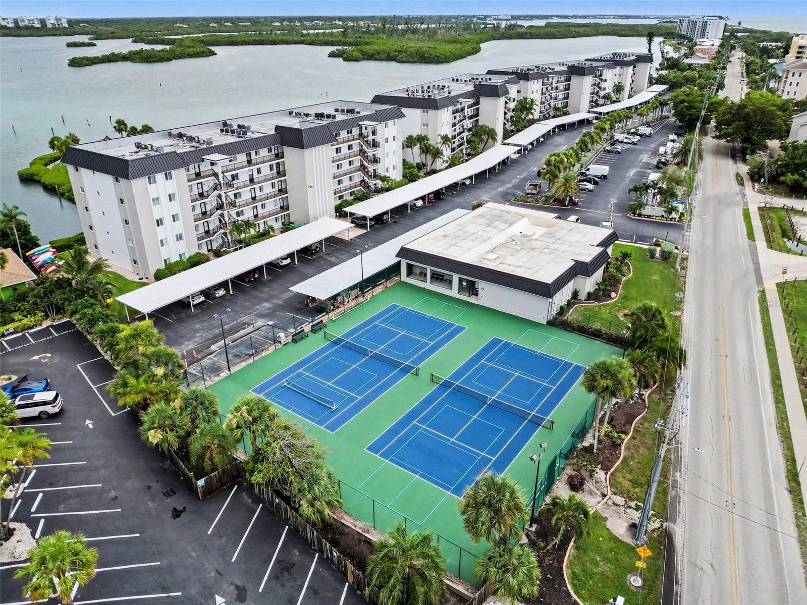 9011 Midnight Pass Rd #329, Sarasota, FL 34242 — photo 35 of 38