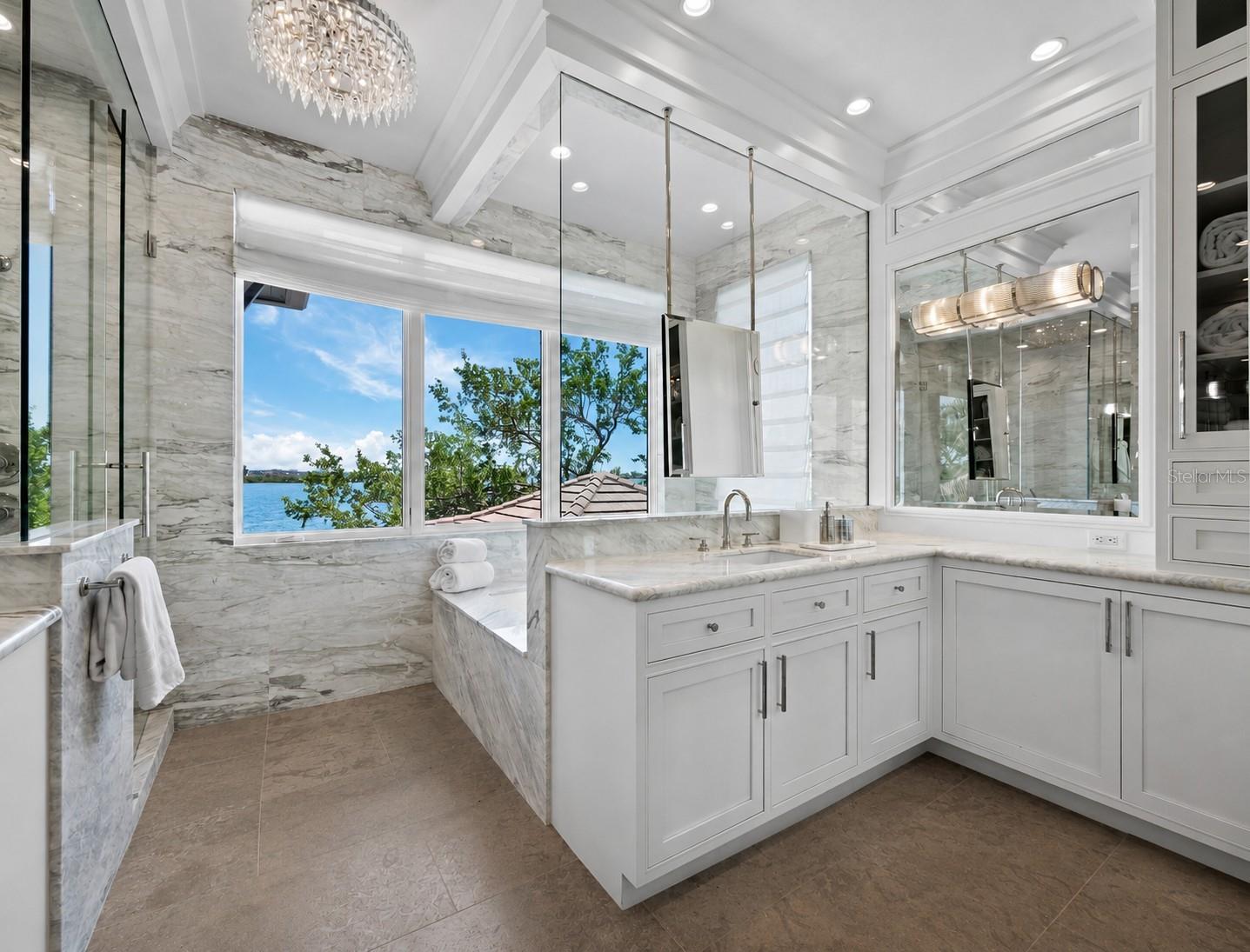 3799 Flamingo Ave, Sarasota, FL 34242 — photo 39 of 87