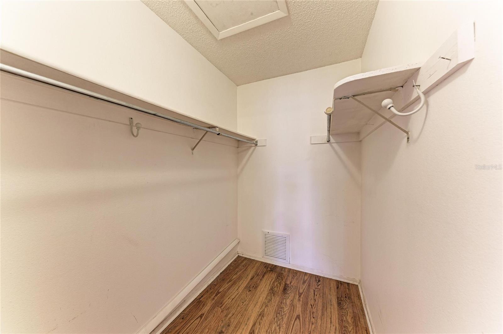 3983 Maceachen Blvd #434, Sarasota, FL 34233 — photo 15 of 50