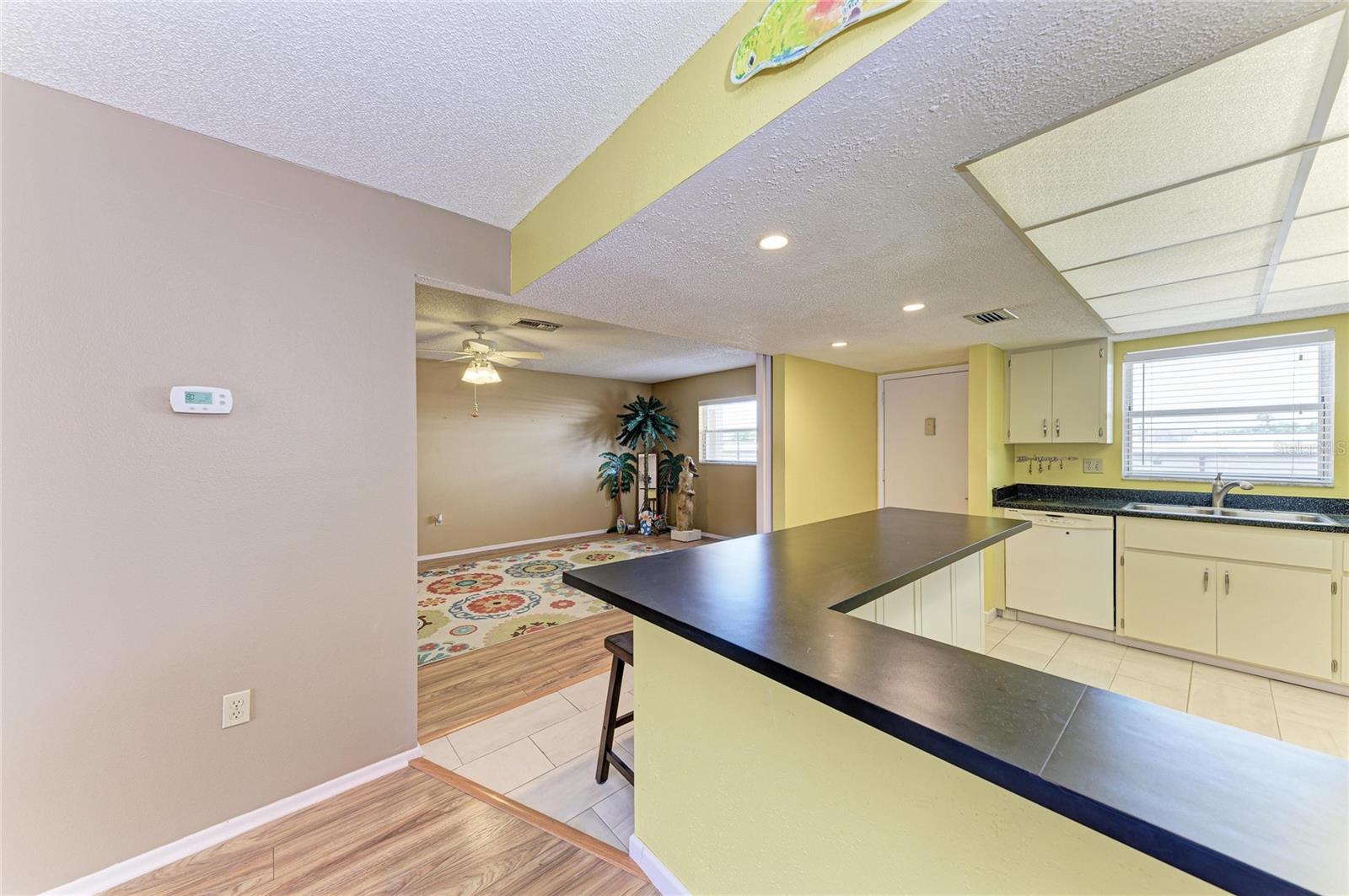 3983 Maceachen Blvd #434, Sarasota, FL 34233 — photo 17 of 50
