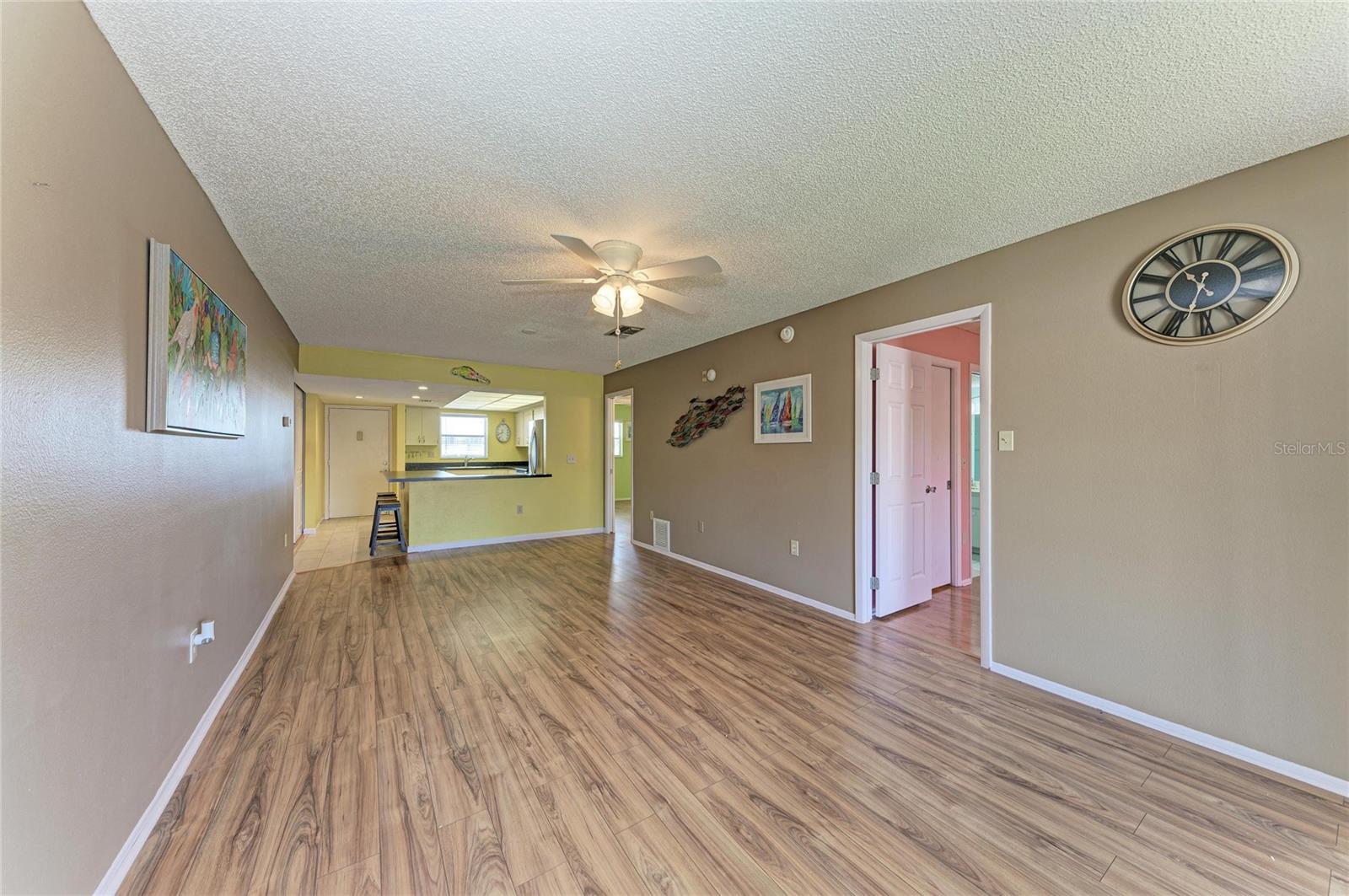 3983 Maceachen Blvd #434, Sarasota, FL 34233 — photo 5 of 50