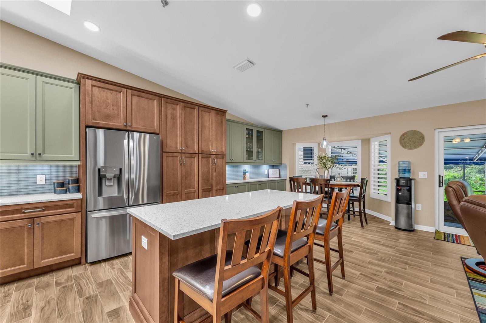 2350 Harbour Oaks Dr, Longboat Key, FL 34228 — photo 17 of 85