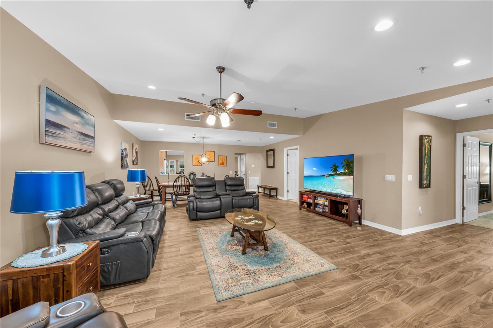 2350 Harbour Oaks Dr, Longboat Key, FL 34228 — photo 7 of 85
