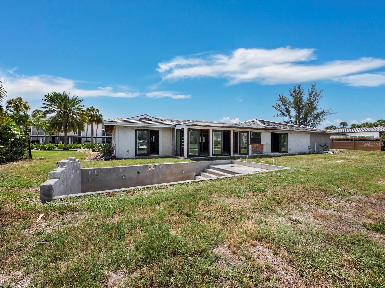 525 Sloop Ln, Longboat Key, FL 34228 — photo 13 of 31