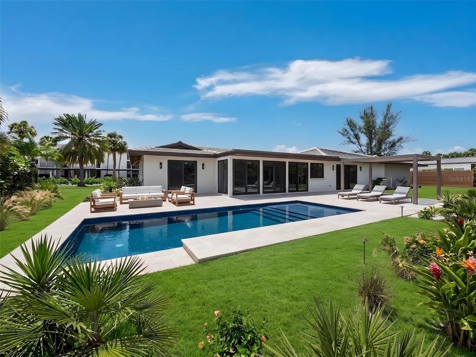 525 Sloop Ln, Longboat Key, FL 34228 — photo 14 of 31