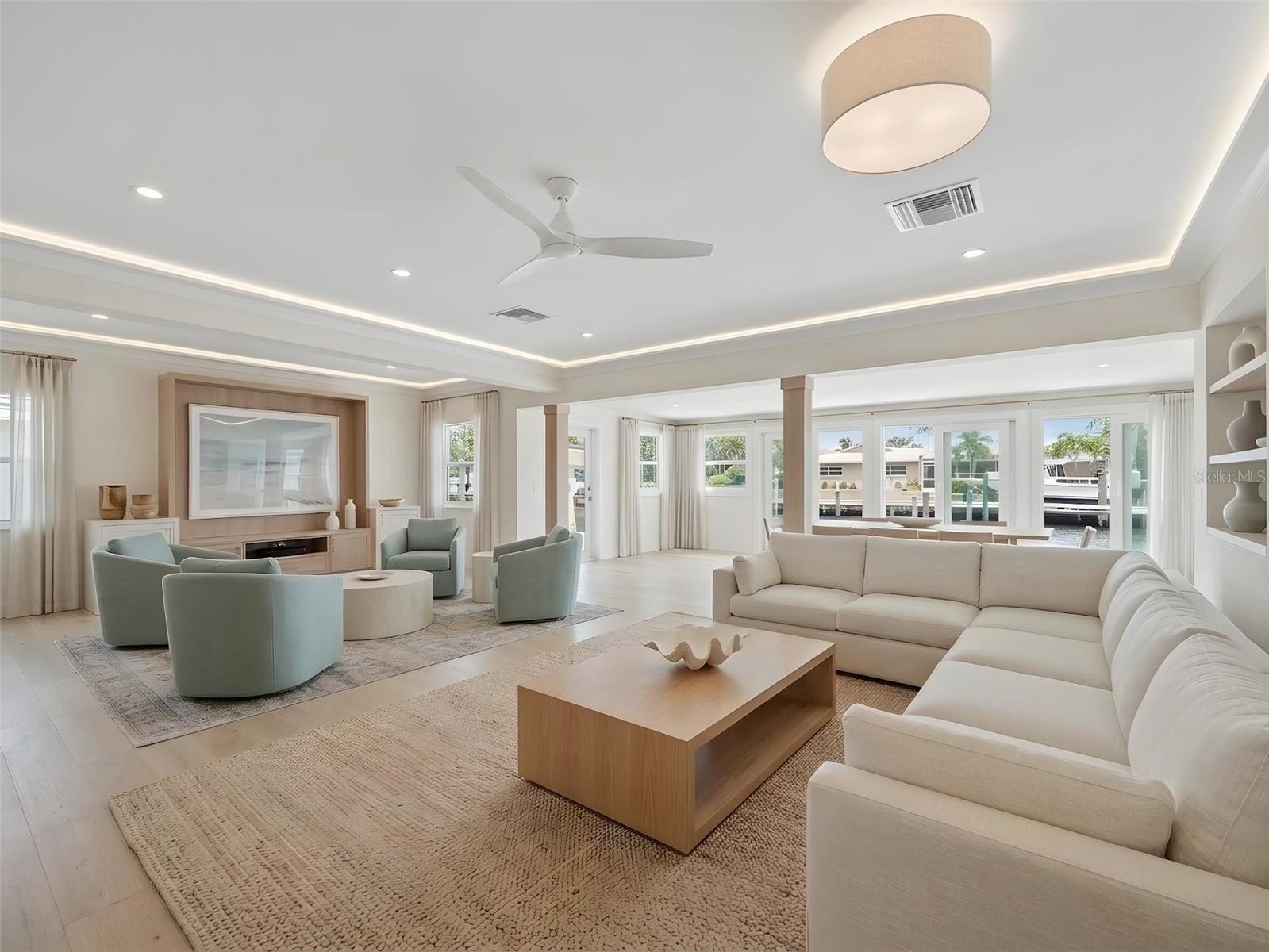 525 Sloop Ln, Longboat Key, FL 34228 — photo 6 of 31