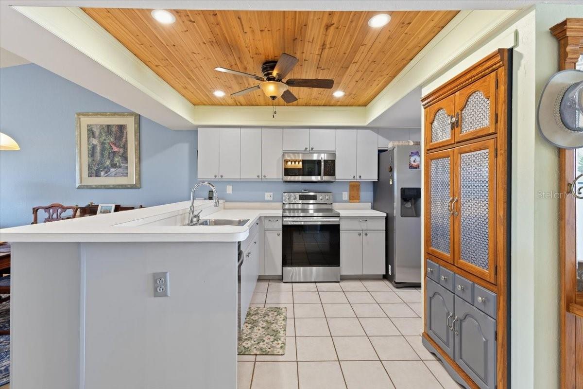 6800 Placida Rd #2014, Englewood, FL 34224 — photo 5 of 40