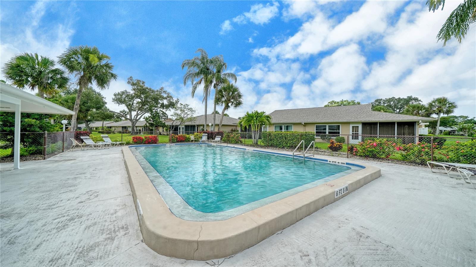 5689 Evergreen Dr #18, Sarasota, FL 34233 — photo 35 of 43