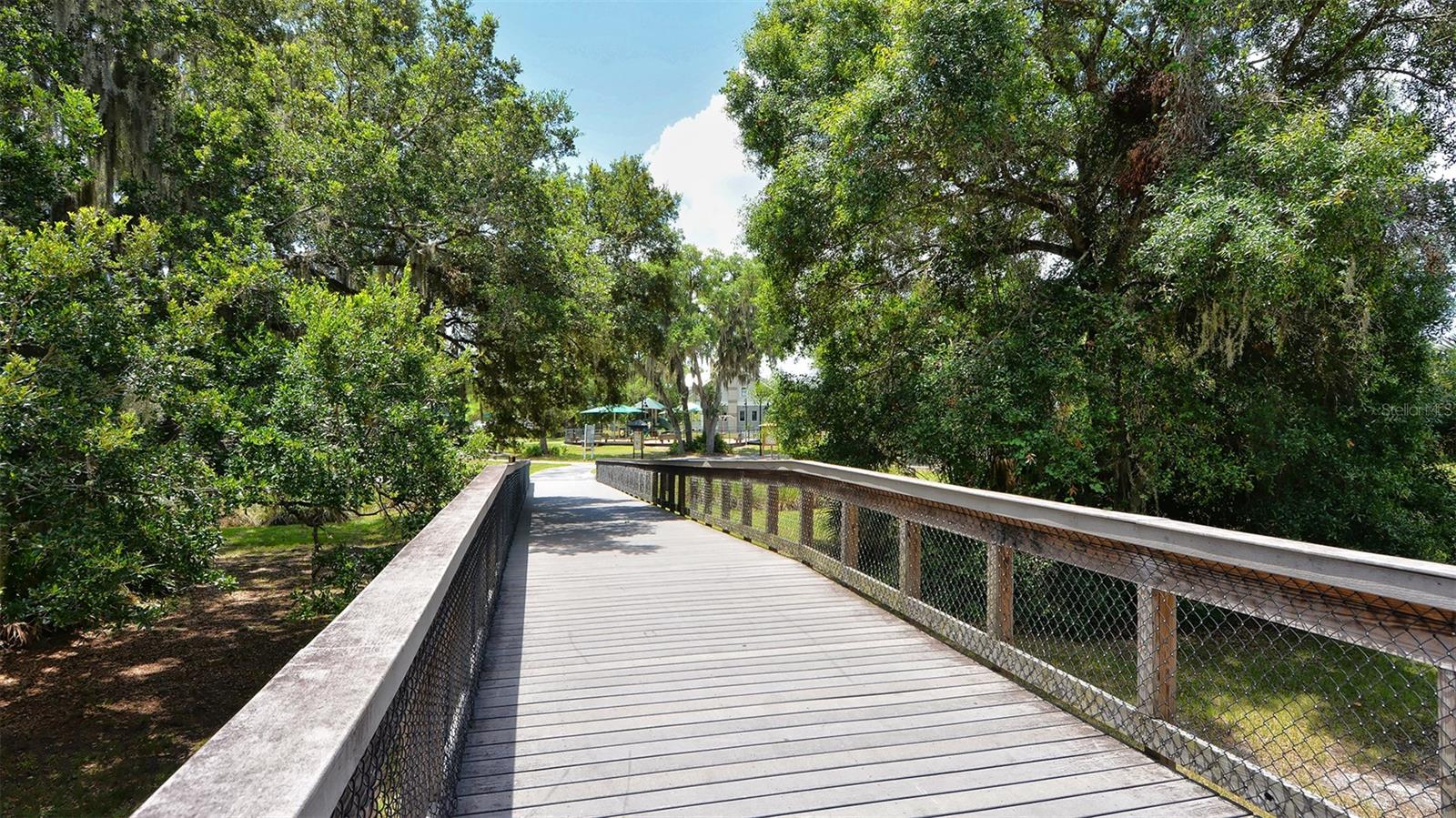 5689 Evergreen Dr #18, Sarasota, FL 34233 — photo 42 of 43