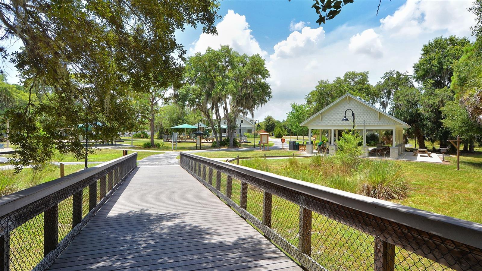 5689 Evergreen Dr #18, Sarasota, FL 34233 — photo 43 of 43