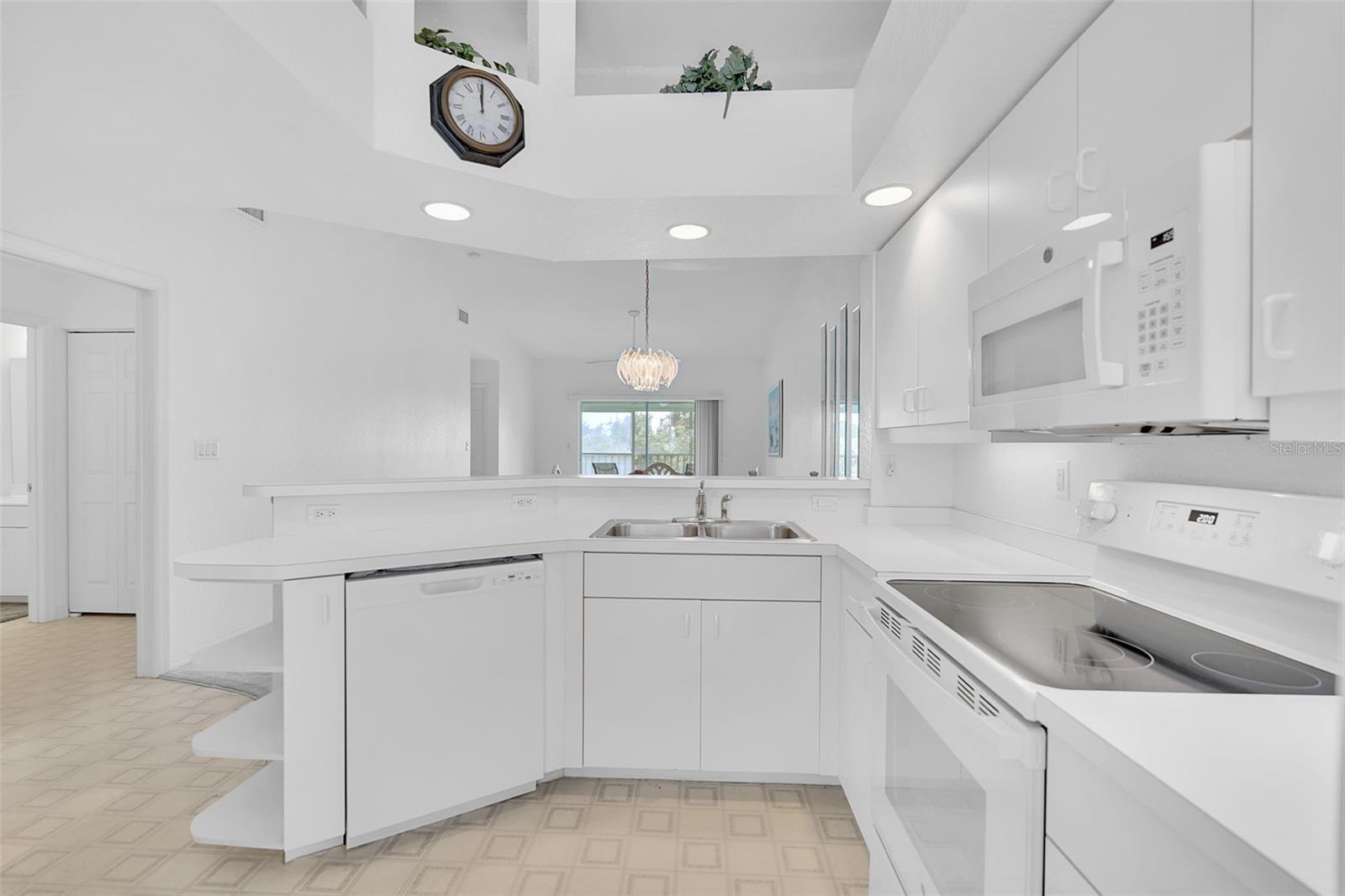 Open Kitchen