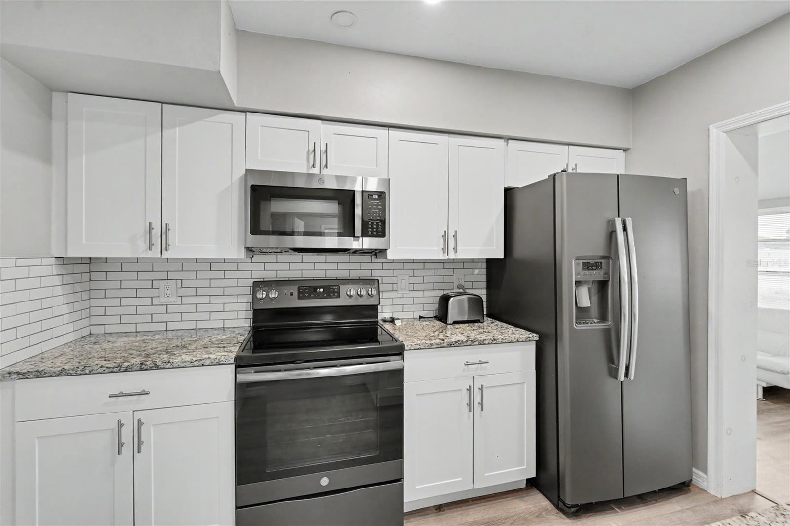 Venice, FL 34293 · MLS# A4699859 — photo 8 of 16