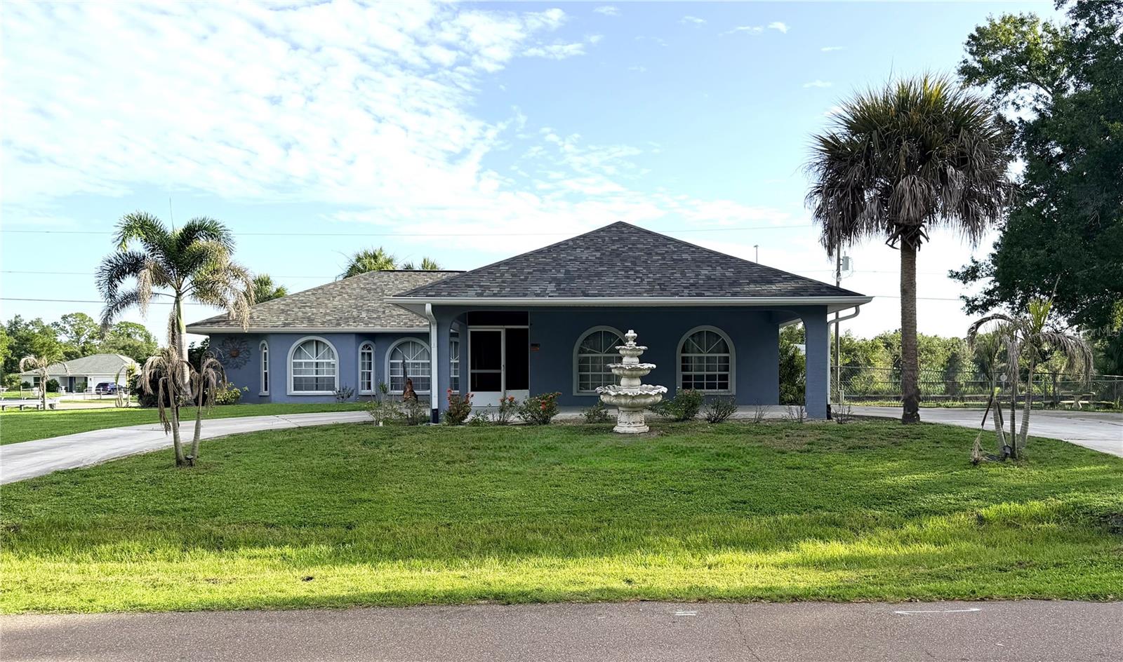 22262 Seyburn Ter, Port Charlotte, FL 33954 — photo 2 of 39