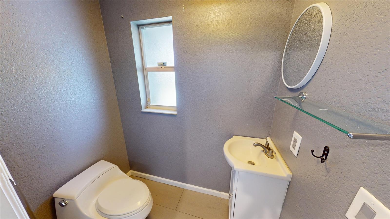 BEDROOM 4- NO CLOSET PRIVATE ENTRY