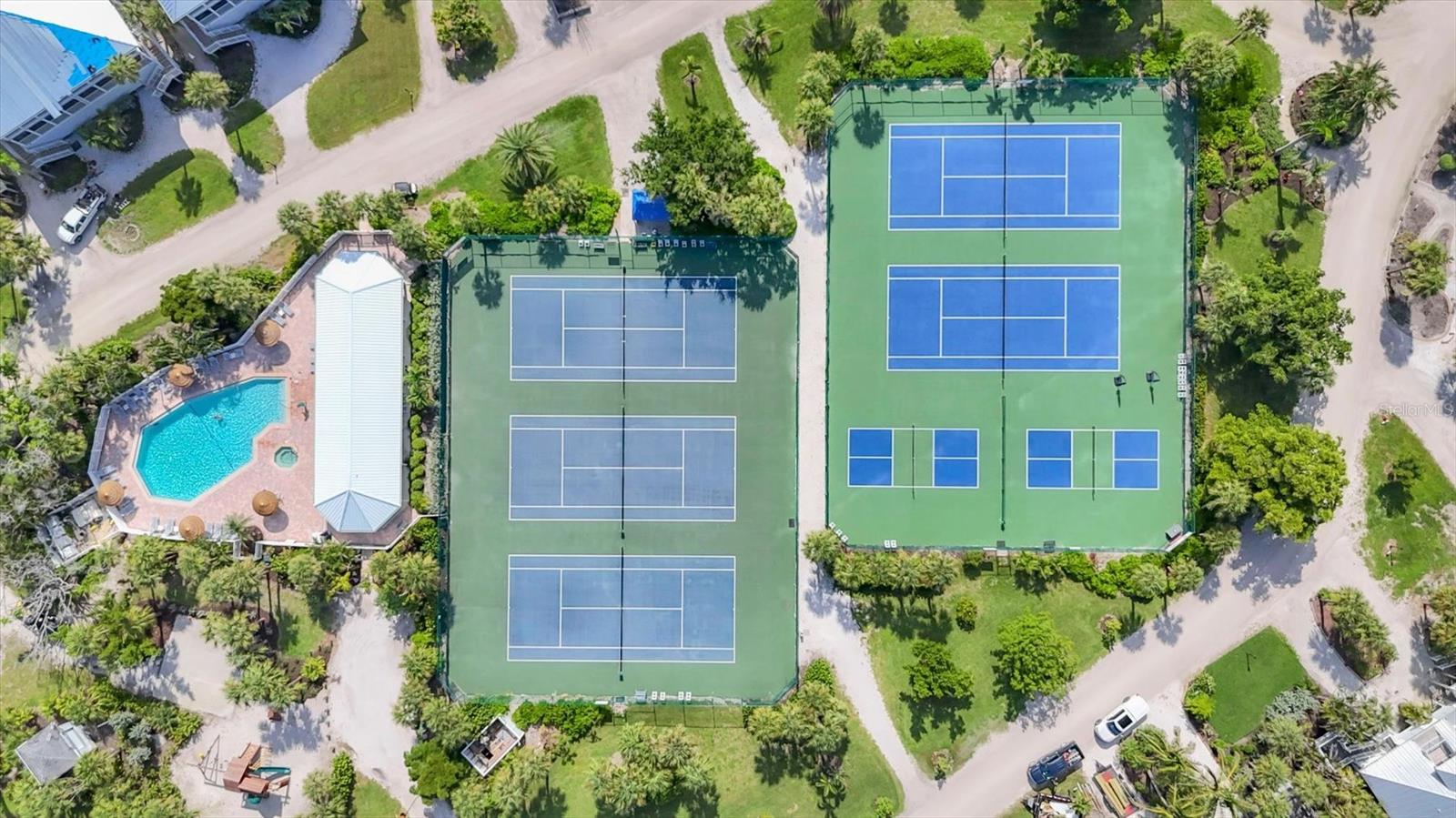 Community tennis and pickleball courts
