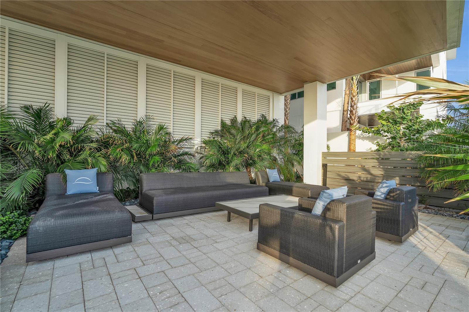 Owner Lounge Area